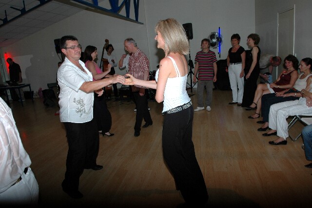 min 2008 06 28 aupra dance 106